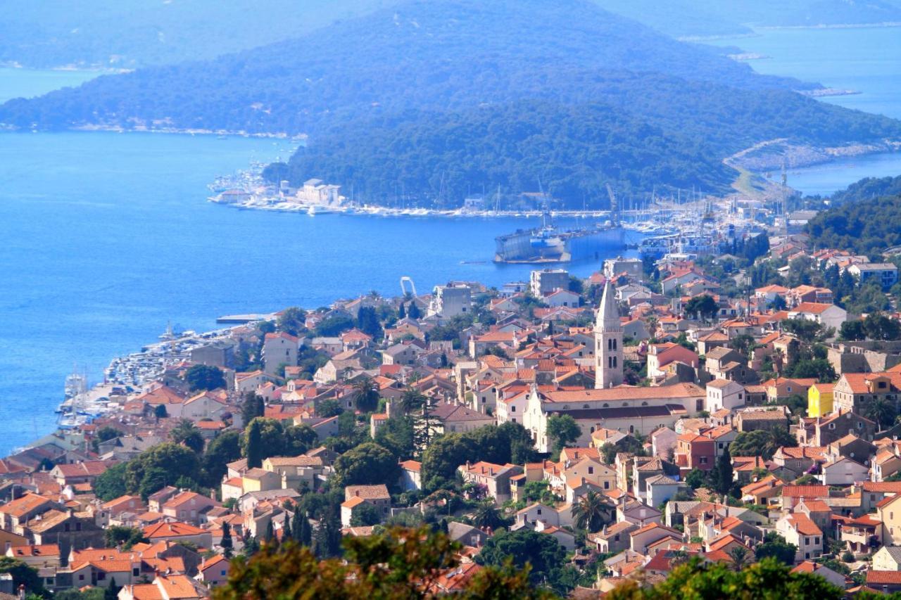 Apartments With A Parking Space Mali Lošinj Esterno foto